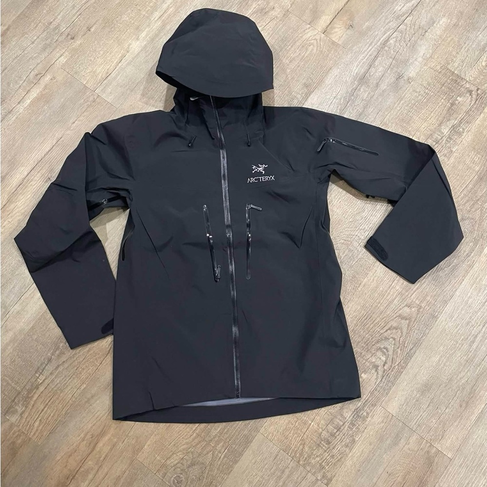 Arc'teryx Alpha SV7 Black Hooded Waterproof Shell Jacket with White Logo